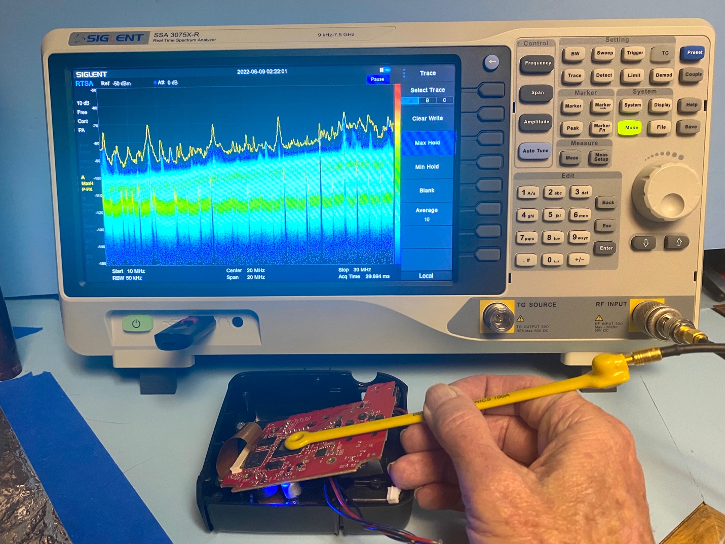 Choosing A Real-Time Spectrum Analyzer | Signal Integrity Journal